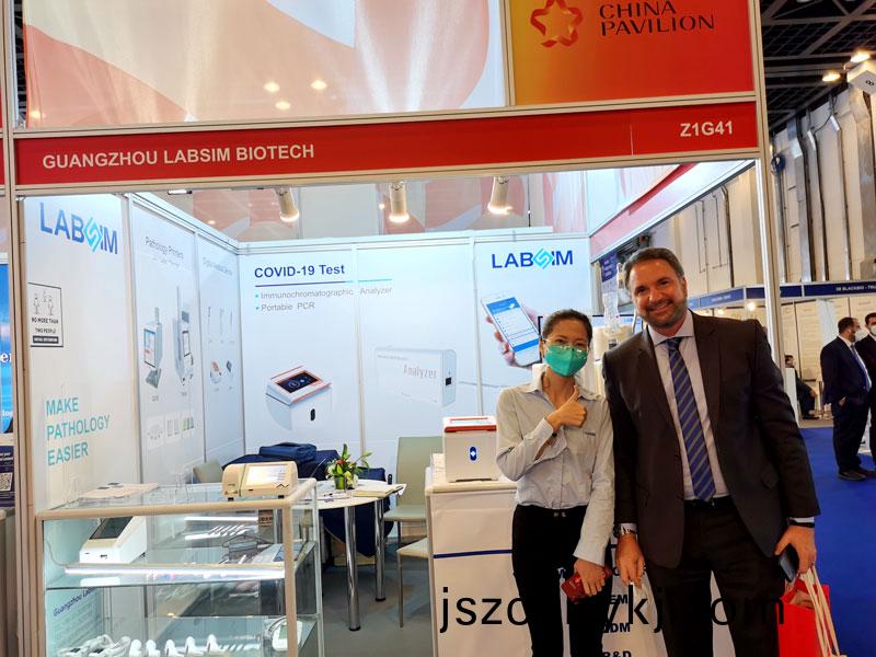 【展(zhan)會(hui)迴顧】藍勃(bo)生物(wu)精綵亮(liang)相2022 MEDLAB Middle East